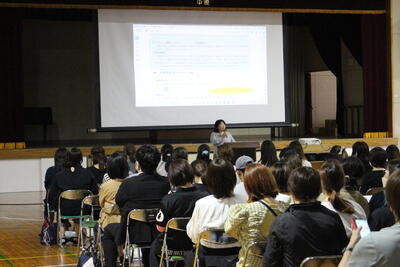 全体会（特別支援コーディネーターのお話）